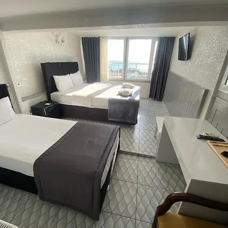 Timex Hotel *
